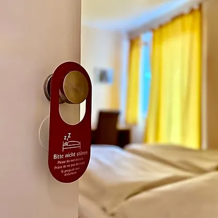 מלון Hotel Appart 2*